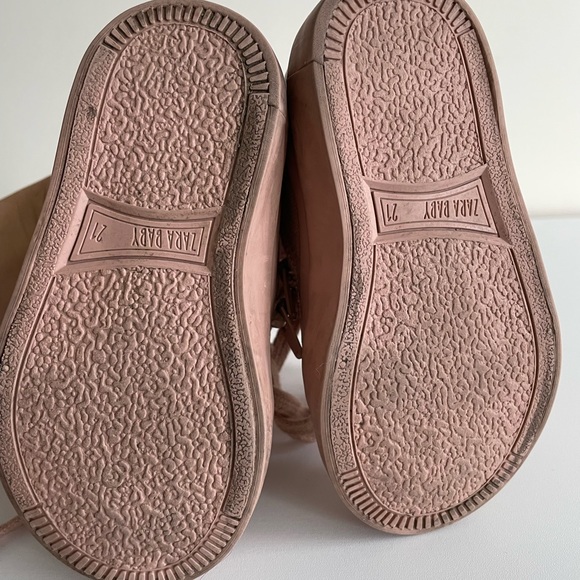 Zara size 21 mini mouse girls shoes - Picture 3 of 5